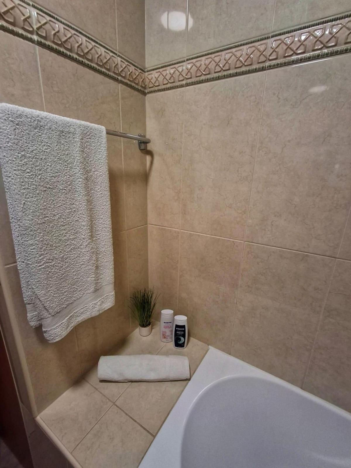 Apartment Be Like พูลา ภายนอก รูปภาพ