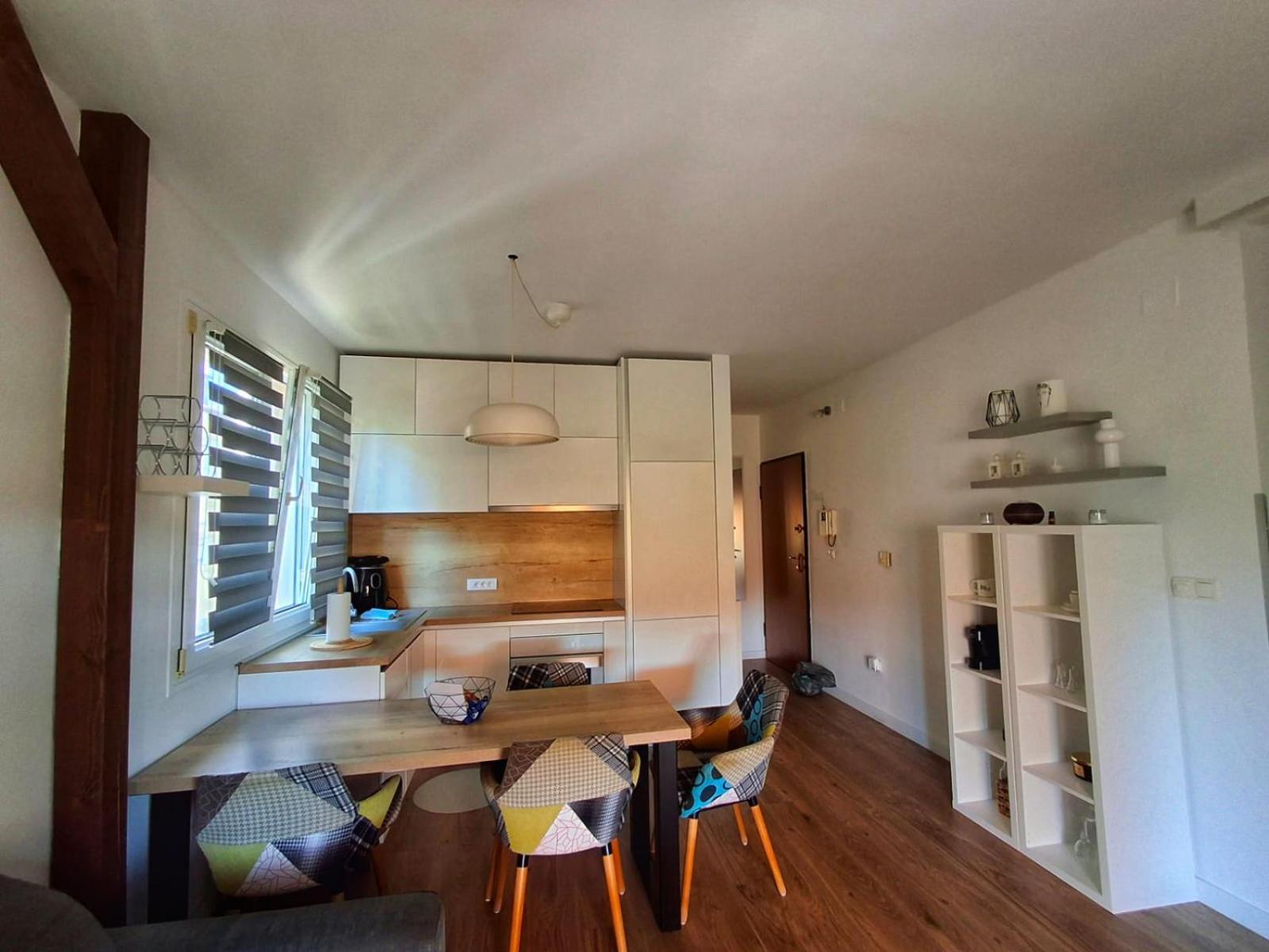 Apartment Be Like พูลา ภายนอก รูปภาพ